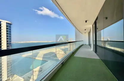 Apartment - 2 Bedrooms - 3 Bathrooms for sale in Al Juffair - Capital Governorate