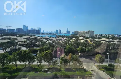 Apartment - 2 Bedrooms - 3 Bathrooms for sale in Reef Island - Capital Governorate