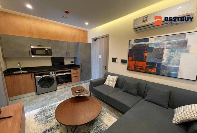 955879 - Property Image 2