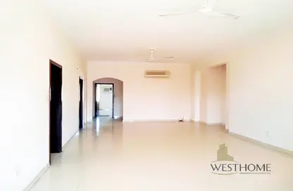 Empty Room image for: Apartment - 1 Bedroom - 1 Bathroom for rent in Samaheej - Muharraq Governorate, Image 1