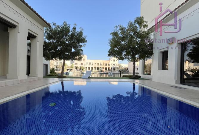 969616 - Property Image 2