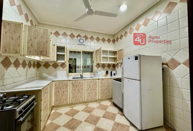 985872 - Property Image 3