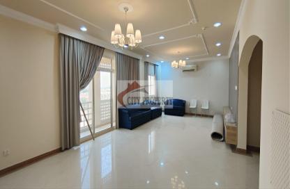 Apartment - 3 Bedrooms - 3 Bathrooms for rent in Bu Ashira - Capital Governorate