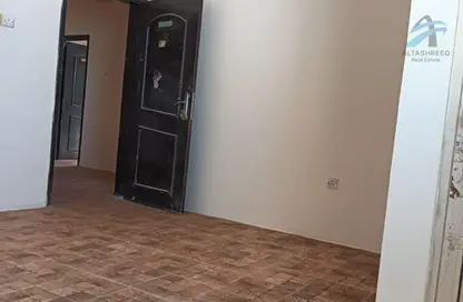 مكتب - استوديو - 2 حمامات للايجار في المحرق - المحرق