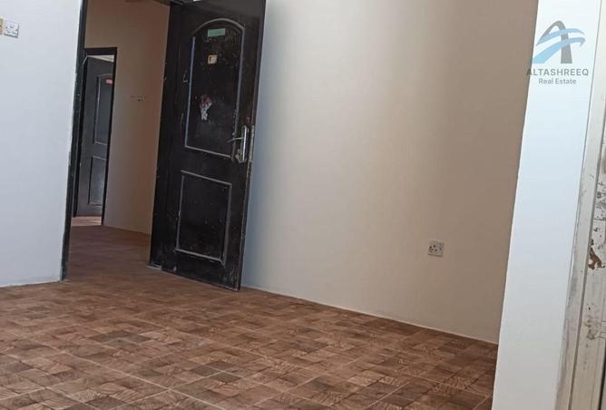 967654 - Property Image 2