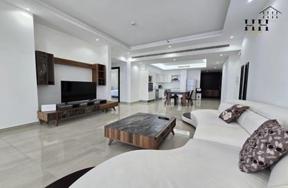 Apartment - 2 Bedrooms - 3 Bathrooms for rent in Al Juffair - Capital Governorate
