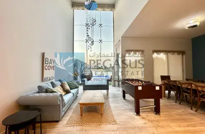 فيلا - 5 غرف نوم - 7 حمامات للايجار في النجمه - أمواج - المحرق