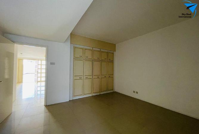 987140 - Property Image 3