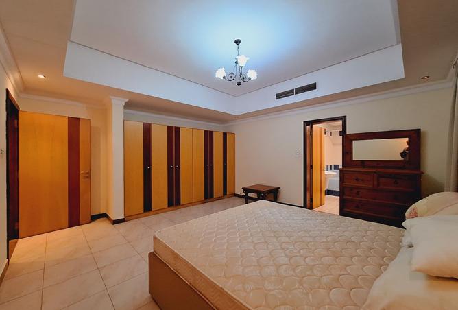957607 - Property Image 3