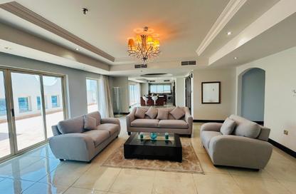 Penthouse - 1 Bedroom - 2 Bathrooms for rent in Zinj - Manama - Capital Governorate