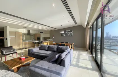 Apartment - 2 Bedrooms - 3 Bathrooms for rent in Reef Island - Capital Governorate
