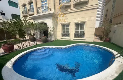 Villa - 4 Bedrooms - 5 Bathrooms for rent in Al Juffair - Capital Governorate