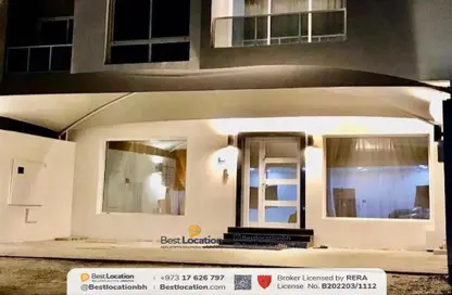 Villa - 5 Bedrooms - 5 Bathrooms for sale in Tubli - Central Governorate