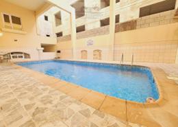 صورةحوض سباحة لـ: شقة - 1 غرفة نوم - 1 حمام للكراء في سار - المحافظة الشمالية, صورة 1