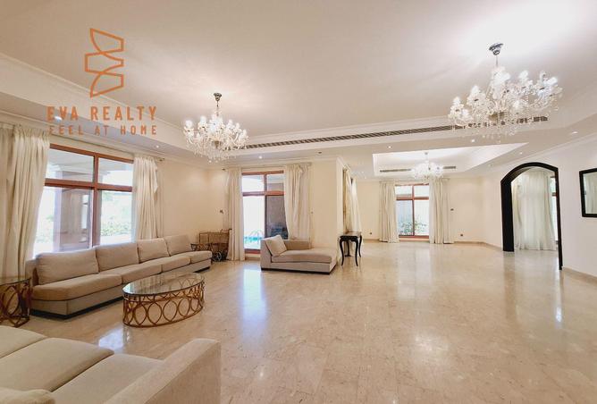 983787 - Property Image 3