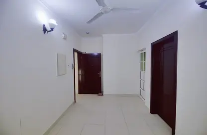 Apartment - 1 Bedroom - 1 Bathroom for rent in Busaiteen - Muharraq Governorate