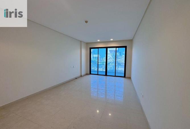 964811 - Property Image 2