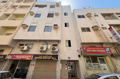 Apartment - 2 Bedrooms - 1 Bathroom for rent in Ras Rumman - Manama - Capital Governorate