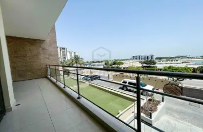شقة - غرفة نوم - 2 حمامات للبيع في جزيرة الريف - محافظة العاصمة