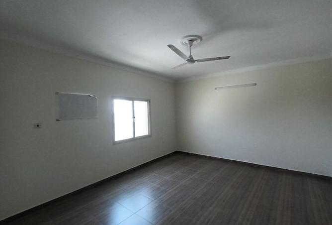 957053 - Property Main Image