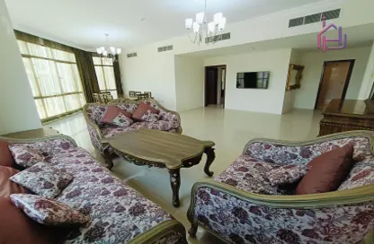 صورة لـ غرفة المعيشة شقة - 2 غرف نوم - 3 حمامات للايجار في العدلية - المنامة - محافظة العاصمة ، صورة رقم 1
