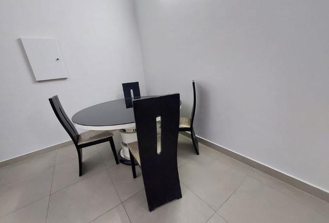 952508 - Property Image 3