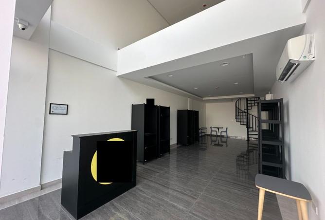 983067 - Property Image 3