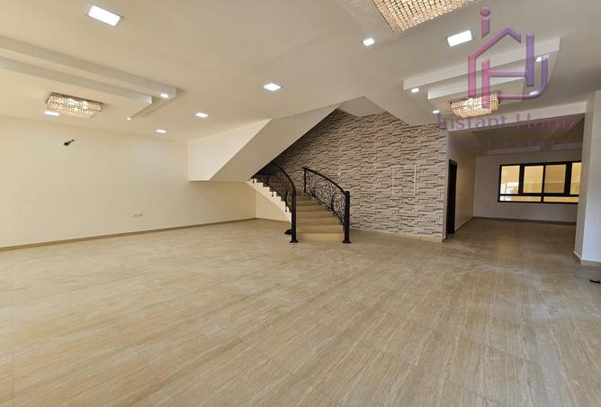 968981 - Property Image 3