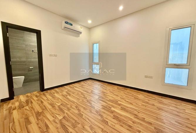 963524 - Property Image 3