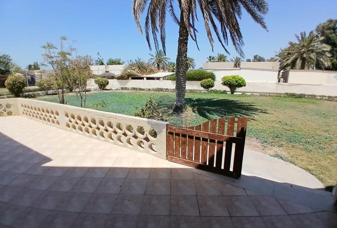 933507 - Property Image 3