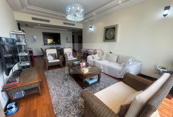 953593 - Property Image 3