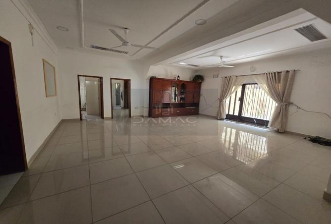 953926 - Property Image 3