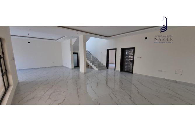 860206 - Property Image 3