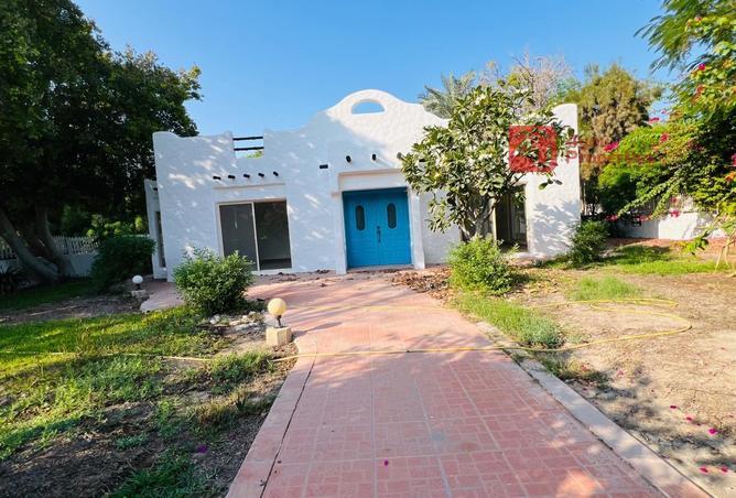 985970 - Property Image 2