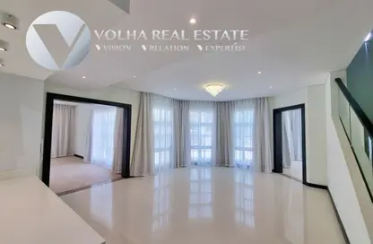 Villa - 5 Bedrooms - 6 Bathrooms for rent in Riffa Views - Riffa - Southern Governorate