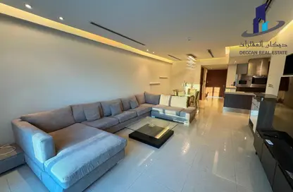 Apartment - 2 Bedrooms - 3 Bathrooms for rent in Reef Island - Capital Governorate Apartment - 2 Bedrooms - 3 Bathrooms for rent in Reef Island - Capital Governorate