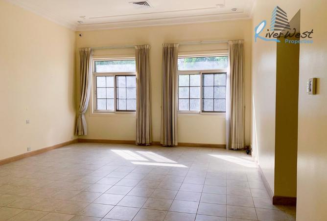 964201 - Property Image 2