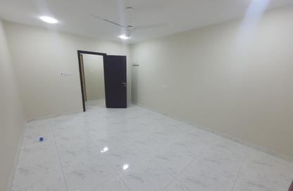 Apartment - 2 Bedrooms - 1 Bathroom for rent in Sitra - Central Governorate