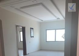 صورةغرفة فارغة لـ: شقة - 2 غرف نوم - 2 حمامات للكراء في باربار - المحافظة الشمالية, صورة 1