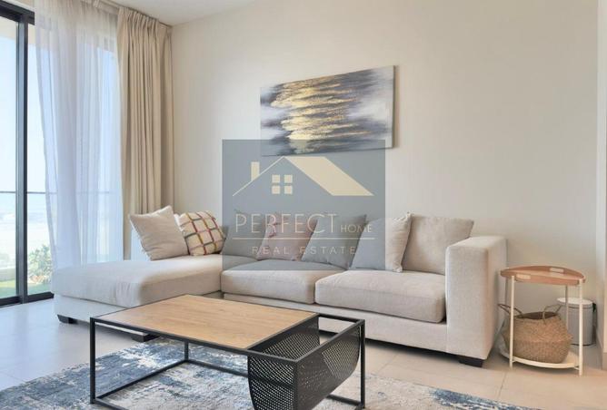 960334 - Property Image 2