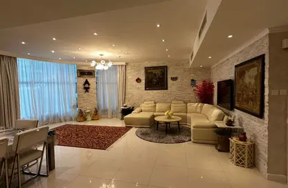 شقة - 3 غرف نوم - 5 حمامات للبيع في السيف - محافظة العاصمة