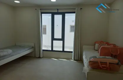 Room / Bedroom image for: Apartment - 3 Bedrooms - 3 Bathrooms for rent in Saar - Northern Governorate, Image 1
