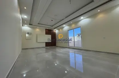 Apartment - 4 Bedrooms - 5 Bathrooms for sale in Hidd - Muharraq Governorate