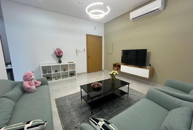 982747 - Property Image 2