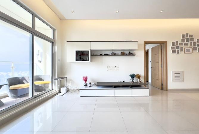 974749 - Property Image 2