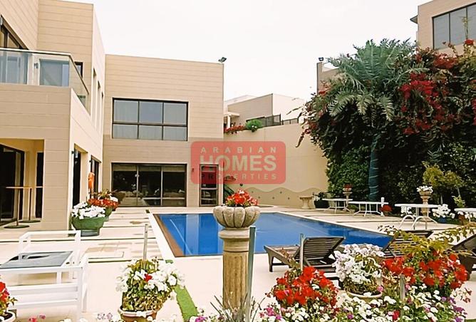964929 - Property Image 2