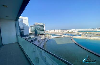 Apartment - 3 Bedrooms - 3 Bathrooms for rent in Canal View - Dilmunia Island - Muharraq Governorate