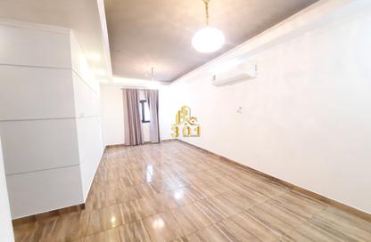 Apartment - 2 Bedrooms - 2 Bathrooms for rent in Saar - Northern Governorate