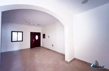Apartment - 2 Bedrooms - 2 Bathrooms for rent in Zinj - Manama - Capital Governorate