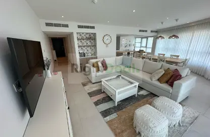 Apartment - 2 Bedrooms - 2 Bathrooms for rent in Tala Island - Amwaj Islands - Muharraq Governorate